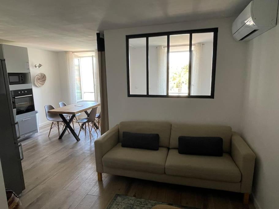 Tres Bel Appartement, Port Sanary, Ngoại thất bức ảnh