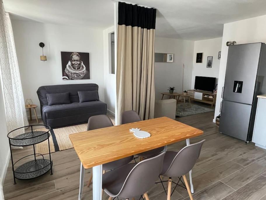 Tres Bel Appartement, Port Sanary, Ngoại thất bức ảnh